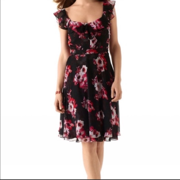 White House Black Market Hug Shoulder Bottom Ruffle Tiered Dress - Picture 6 of 8